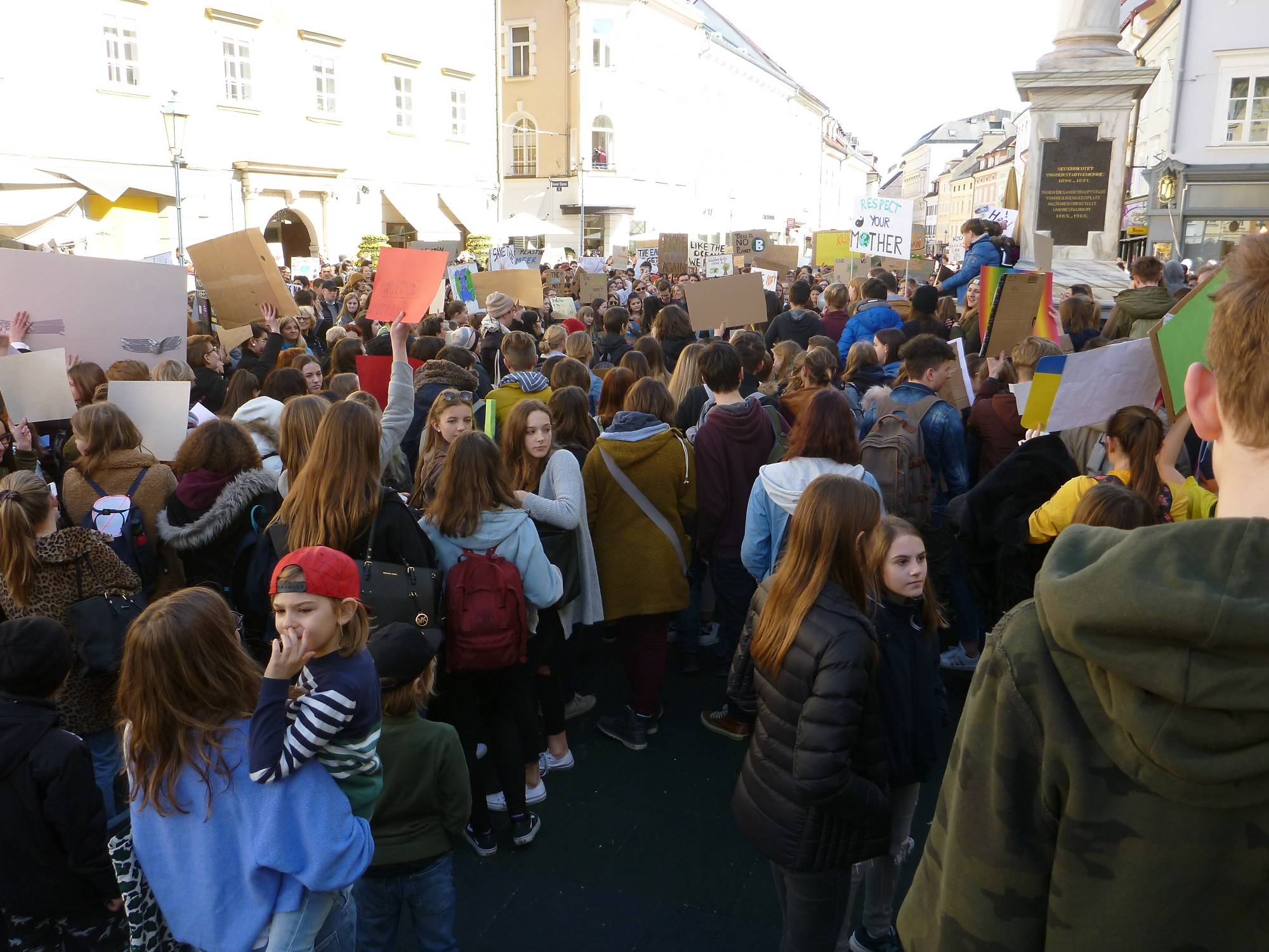 Fridays for Future on 2019-03-15 in Klagenfurt on Lake Wörthersee, Photo #1